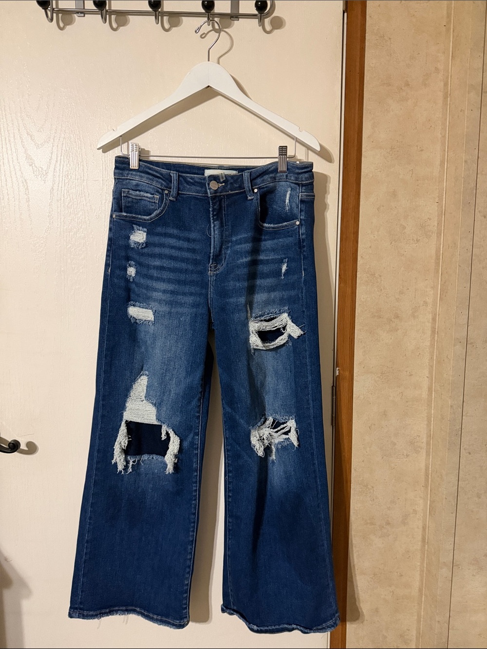 Distressed Wide-Leg Jeans for Women - Dark Blue